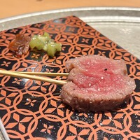 銀座 焼 新潟屋 - 弐の串(A5ランク黒毛和牛の牛フィレ串)