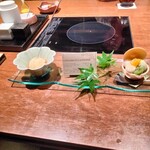 博多水炊き・鶏すき鍋 西新初喜 - 