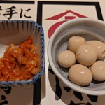 どんぐり218円  つぶ貝キムチ328円