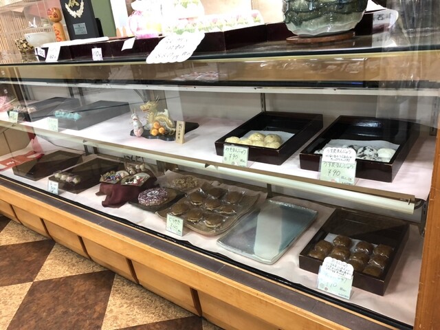 しらとり餅店 鶴ヶ谷アバイン店 - 東仙台（和菓子）の写真