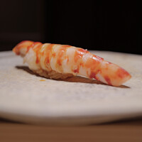 鮨 由う - 