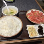 炭火焼肉　萬大 - 