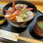 旬彩 ごちそう - 海鮮丼