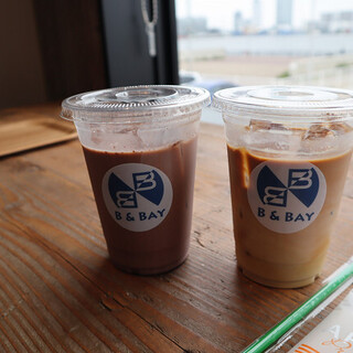 CAFE B&BAY_1