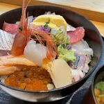 旬彩 ごちそう - 海鮮丼