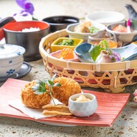 花籠御膳＋名物ずわい蟹クリームコロッケ