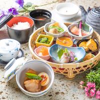 花籠御膳＋やわらか氷温熟成豚の角煮