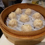 金品茶樓 - 蟹みそ小籠包　250元