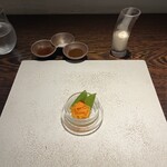 カツレツMATUMURA - にんじんの甘酢和えとスナップエンドウの浅漬け