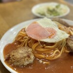 ドレスデン - ミートボール中盛　800円