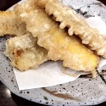 奥藤本店 甲府駅前店 - 4個、ぺろり