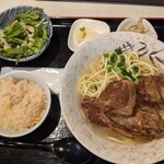 古酒と沖縄料理 島唄楽園 - 