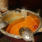 馬辣頂級麻辣鴛鴦火鍋 - 