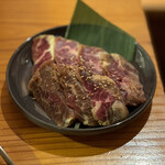 炭火焼肉 筵 - 