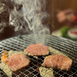 炭火焼肉 筵 - 