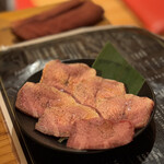 炭火焼肉 筵 - 