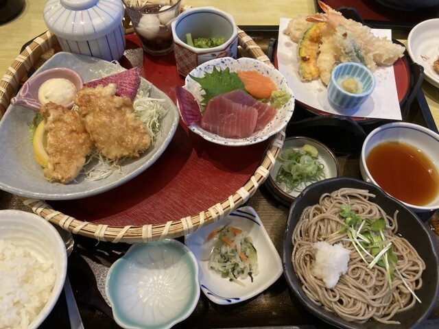 Washoku Mendokoro Sagami Arimatsu Ten photo 3