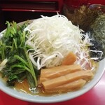 横浜家系ラーメン 黄金家 - 