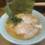 寿々喜家 - ラーメン（中盛＋チャーシュー）