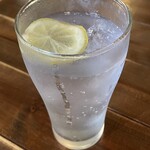 ワイン食堂ukine - 炭酸水