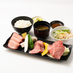 炭火焼肉一升びん - 