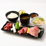 炭火焼肉一升びん - 