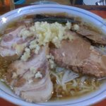 YAMAちゃん - ニンニクチャーシュー麺