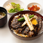 炭火焼肉一升びん - 