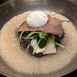 焼肉 冷麺 ユッチャン。 - シャリシャリフローズンのスープ
