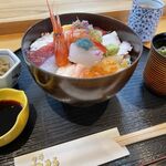 旬彩 ごちそう - 海鮮丼
