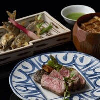 【主菜が選べる～九谷五彩　】品々を味うお料理と五段の色彩を楽しむ