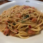 エルバッチャ - フレッシュハーブのトマトクリームソース スパゲティ