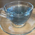 ハーブｔｅａ ハナカゴ - 1杯目！レモン風味のハーブティー！