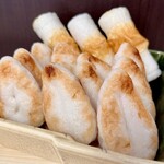山小千葉商店 - カネコのミニ笹かまは、18個入って270円‼︎安っ　　　　　　　　　重さも350g以上入ってます‼︎