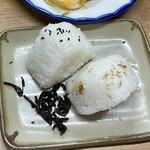 芦池更科 - おにぎり120円×2個