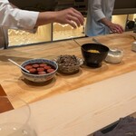 京道 とよおか - 鰹節、卵黄の醤油漬け、時雨煮、コーンバター、山芋