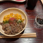 京道 とよおか - ご飯に時雨煮、コーンバター、卵黄の醤油漬けをのせて！美味しい！