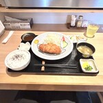 はったや - とんかつ定食(限定10食)