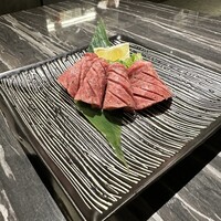 焼肉SEJONG 栄店 - 王様の生タン