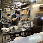 久留米 大砲ラーメン 天神今泉店 - 