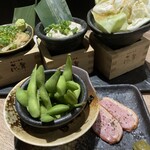 日本酒原価酒蔵 新宿総本店 - 