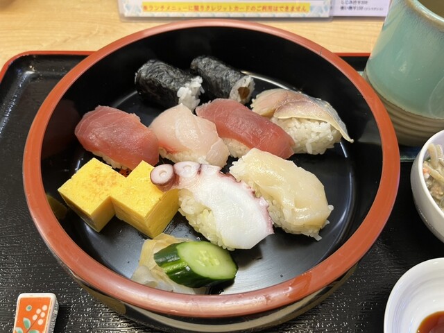 Kenroku Zushi photo 2