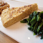 トーコーキッチン - 中華オムレツ　副菜二品