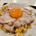 とんちき麺 - 月見半炒飯～☆