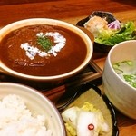 Bekomaru Takatsu Souhonke - 牛タンシチュー定食