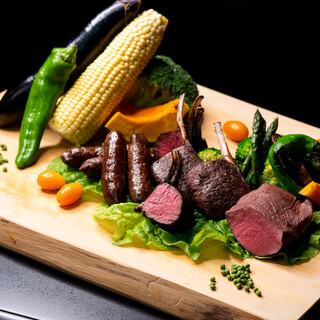 予約制ディナーはシェフのおまかせコースで