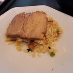 天地人 - チャーハンの上に チャーシュー乗っけて