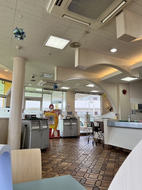 マクドナルド 23号津店 - 高田本山/ハンバーガー | 食べログ