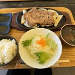 おきなわポークビレッジ - 紅豚ロースステーキ