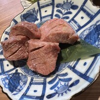 肉の山翔 - 